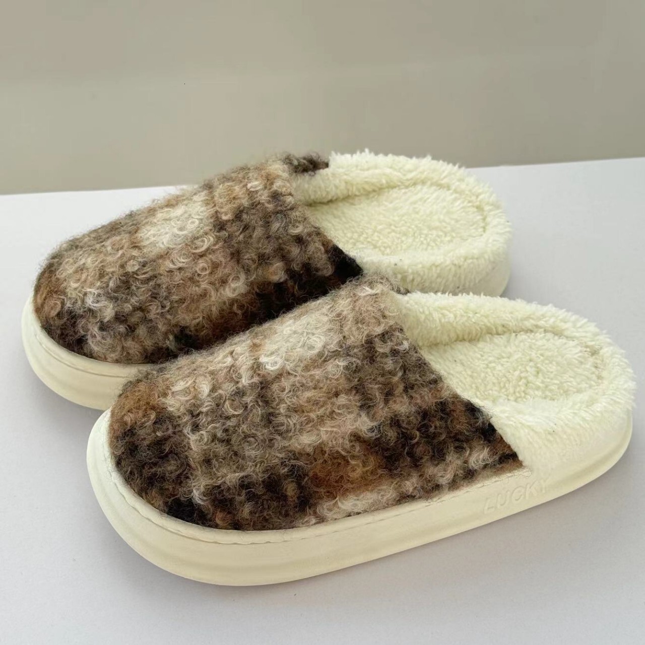 Checkered Thick-Soled Winter Foot Warmer Warm Cotton for Men and Women Smart Cold-Proof Shoes ddmymarket