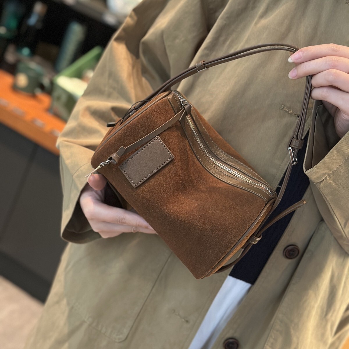 Designer women's pen holder bag 2025 new multifunctional handbag suede shoulder crossbody bag