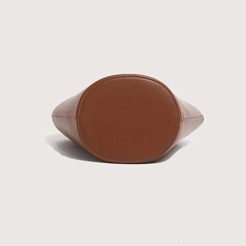 Vintage High-end Texture Bamboo Knot Handbags Fan Design Women Trendy Shoulder Oblique Straddle Large Capacity Tote Bag