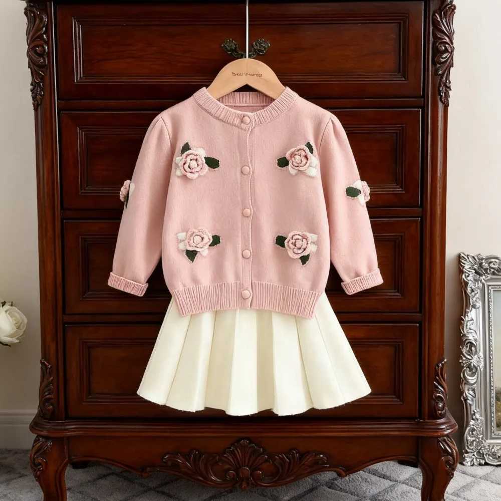 Korean Pink Childrens Set Long Sleeved Baby Girls Clothes 3D Flower Decoration Knitted Cardigan Top Skirt 2 Pcs L250926XC66