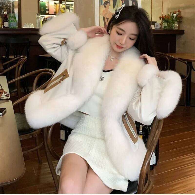 2025 New Imitation Fox Fur Coat Women Autumn Winter Fashion Short Add Cotton Thick Warm Suede Overcoat Female Slim Outwear T792