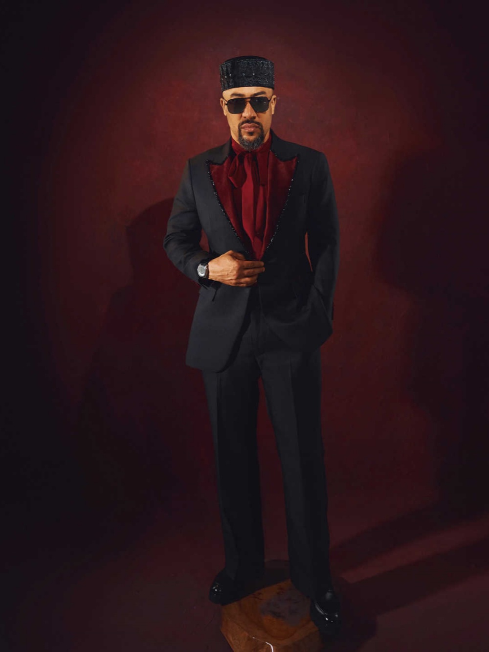 Fashion Wedding Tuxedos Beaded 2 Piece Set Jacket Pants Men Suit Peaked Lapel One Button Grooms Evening Blazers Customized