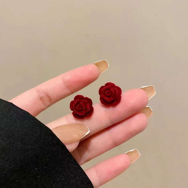 Sier High-End Flocked Flower Elegant Light Fashion Studs Versatile Niche Earrings