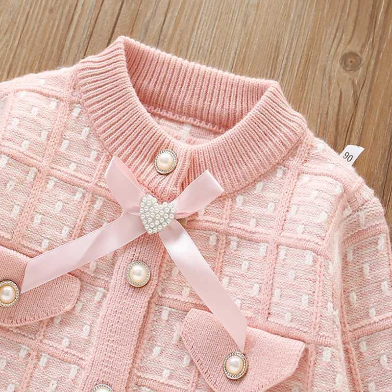 Little maven Childrens Plaid Outfits With Bowknot for Baby Girls Princess Suits Winter Elegant Sweater Dress Lattice Set L250926760D
