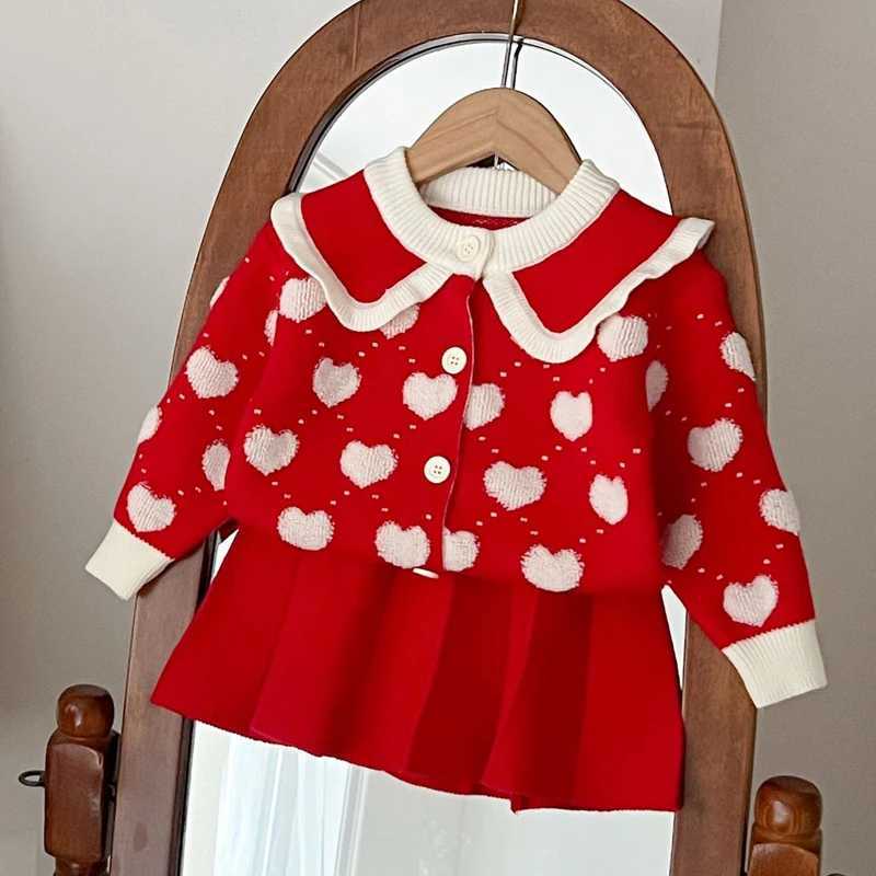 16 Years Baby Girls Sweater Clothing Set Autumn Winter Heart Print Knitted CardiganSkirt 2Pcs Suit For Girls Fashion Outfit L250926D9CL