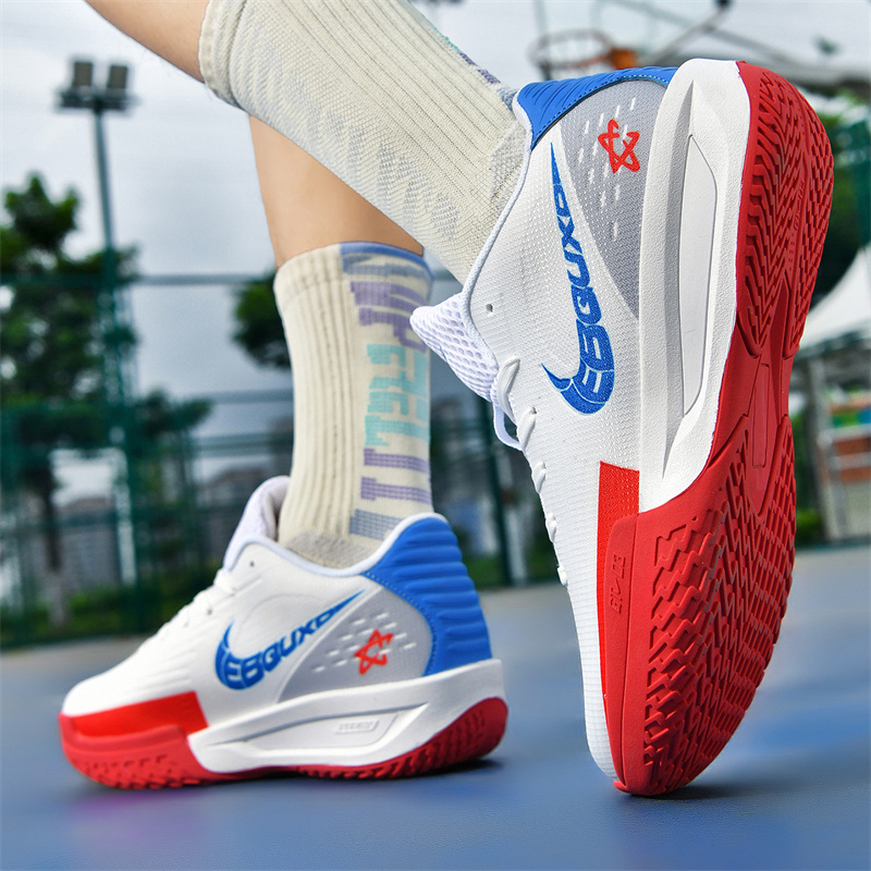 Stylish Performance Footwear: High-top Knee Support Basketball Trainers