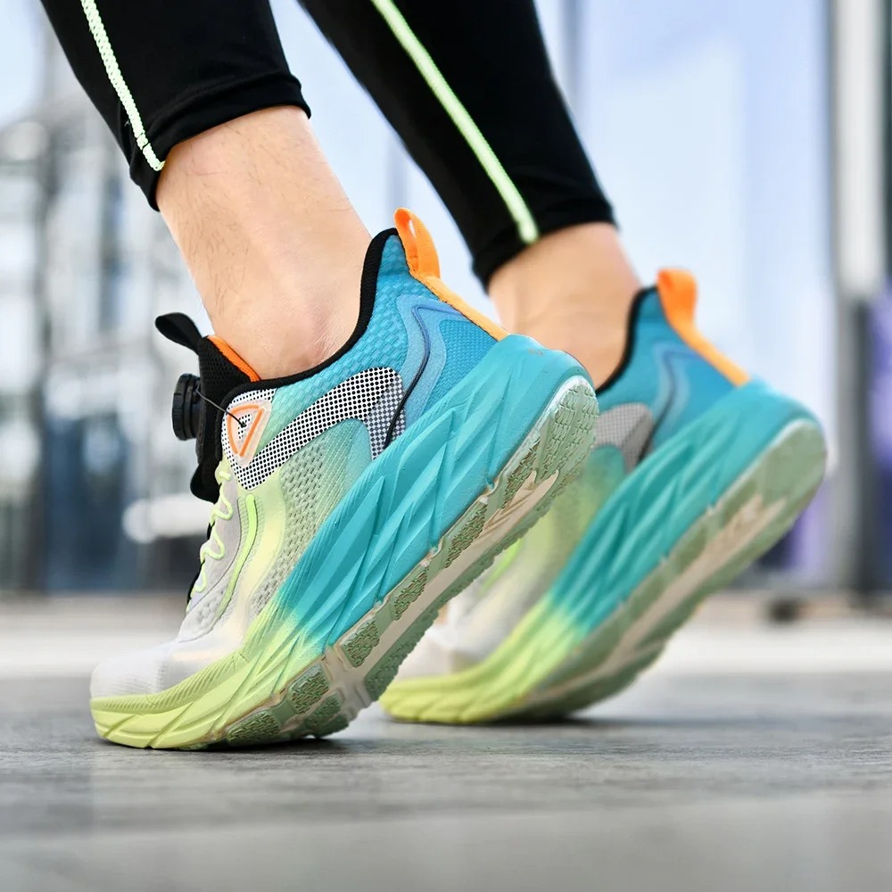 New Men's Running Shoes Sneakers Stable Support Damping Fresh Four Seasons Outdoors Sport Shoes Contemporary Comfort Unisex Jogging Spikes Featur