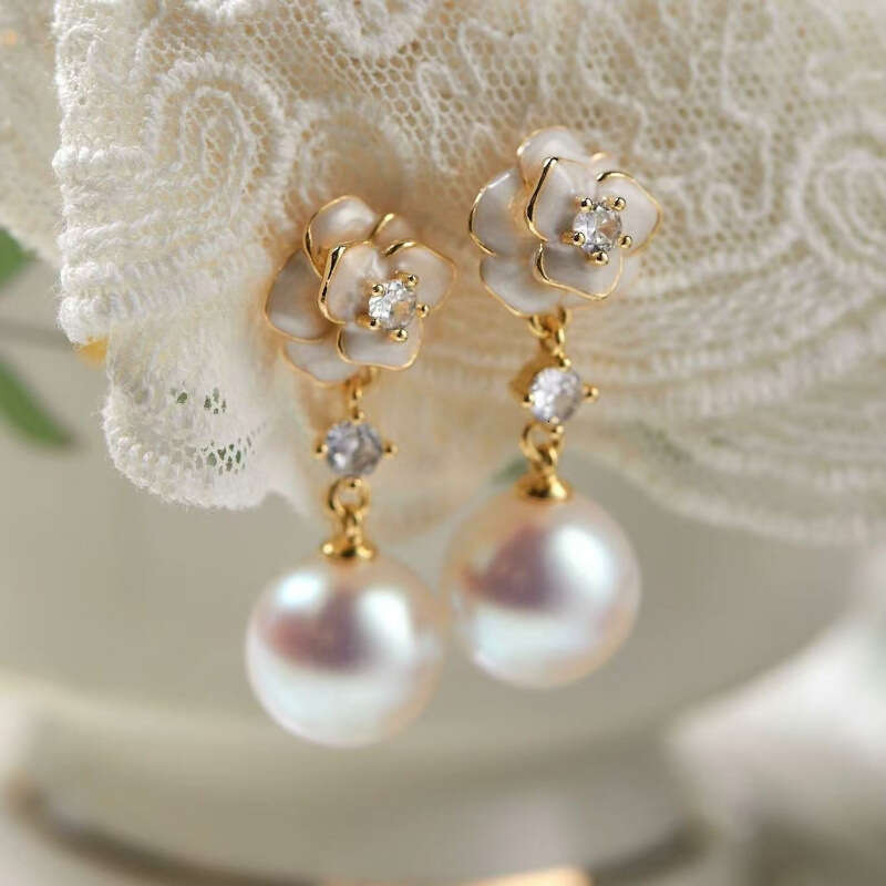 Light French Camellia Mermaid Princess Pearl Super Fairy Temperament Socialite Design Exquisite Fashion Earrings