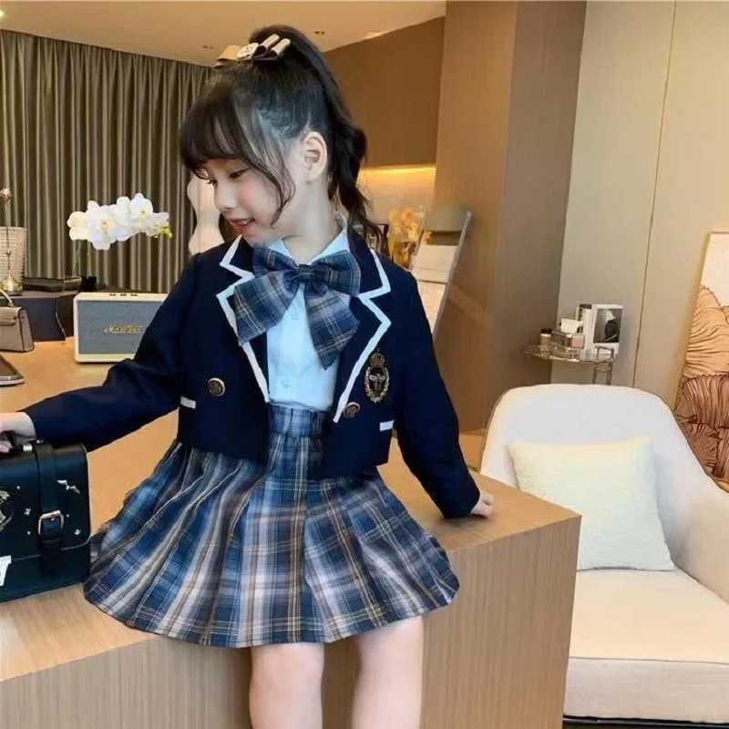 Classic Girls Combo Jk College Style Uniform Suit for Spring and Autumn Shirt Coat Pleated Skirt L250926557C