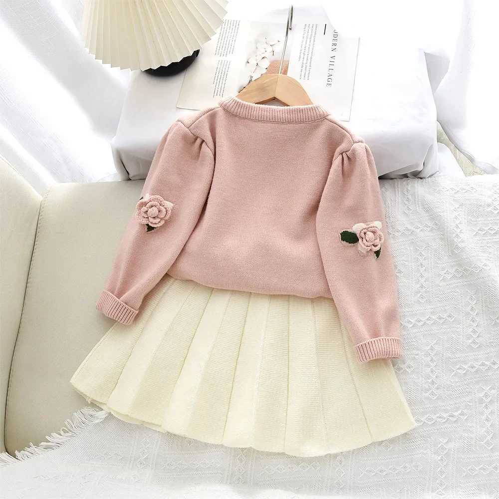 Korean Pink Childrens Set Long Sleeved Baby Girls Clothes 3D Flower Decoration Knitted Cardigan Top Skirt 2 Pcs L250926XC66