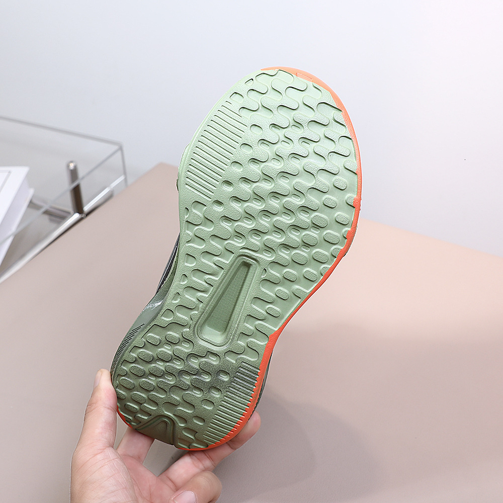 New leather boys' running shoes, fashionable and trendy sports shoes, plus size children's versatile sports shoes, high school dad shoes