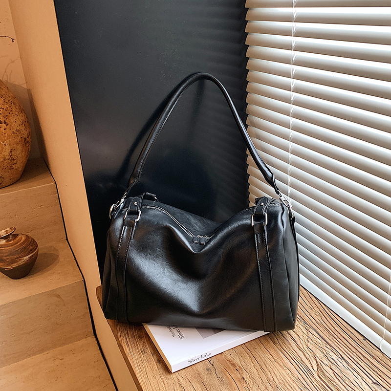 Elegant, luxurious, fashionable shoulder bag, large capacity, simple shopping and commuting, 2025 backpack, student leisure, youth, lightweight crossb