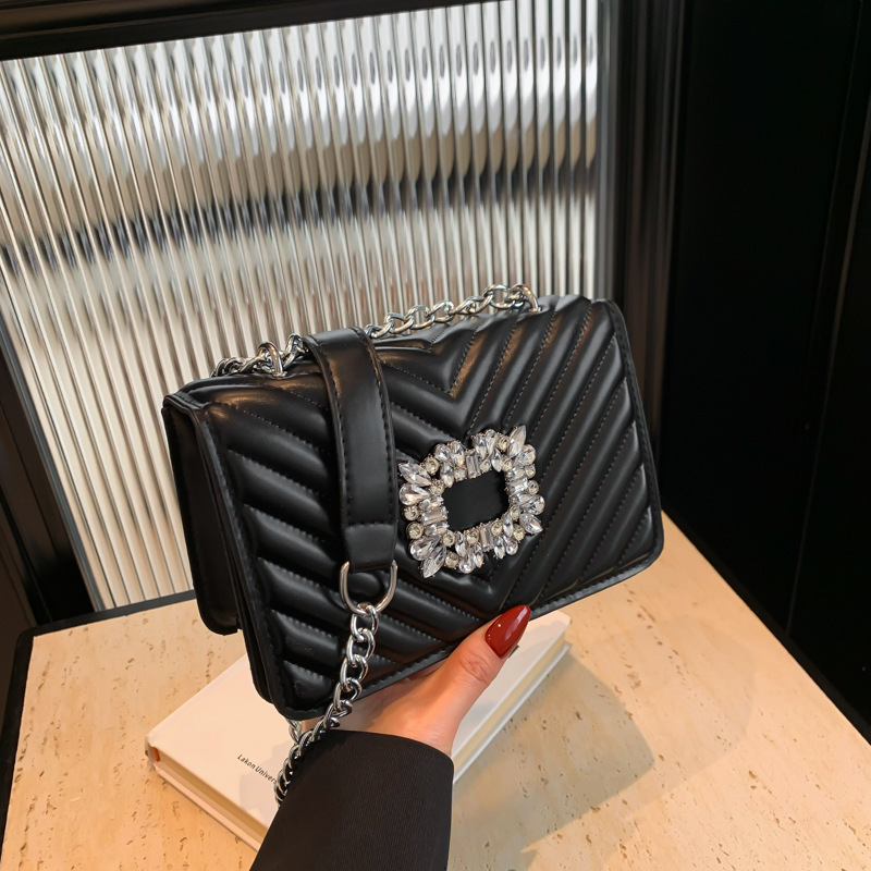 New fashionable women's one-piece slanted shoulder small square bag 2025 designer