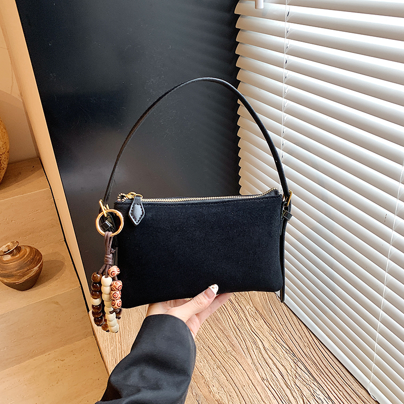 2025 New Elegant Luxury Fashion Shoulder Bag Large Capacity Simple Shopping Commuter Backpack Student Leisure Youth Lightweight Crossbody Bag