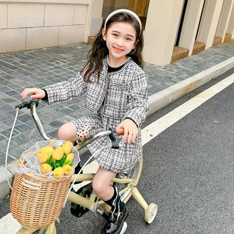 Girls Xiaoxiangfeng Jacket Short Skirt Set Spring and Autumn Childrens Long Sleeve Twopiece Clothes L250926NNY8