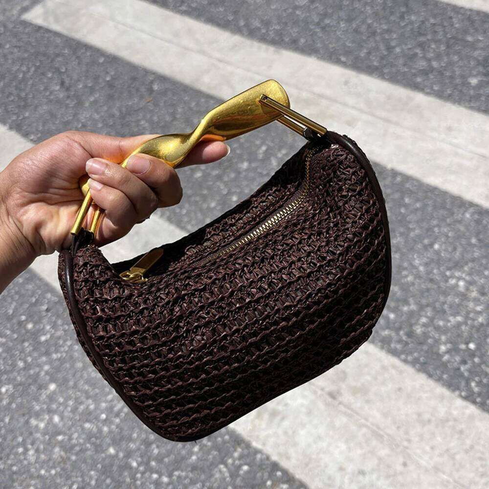 Metal Handle Straw Bags for Women Half Moon Rattan Woven Chain Shoulder Bohemian Travel Beach Bag Designer Crossbody Handbag
