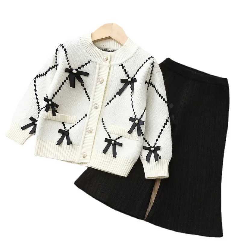 Girls Sweater Sets Autumn Winter New Bowknot Cardigan Suit Little Girls Cardigan SweaterPants 2pcs Knitting Suit Clothing Sets L250926VOS9