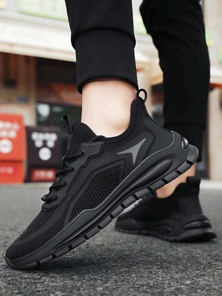 Fashion Forward Breathability: Lightweight Vulcanized Sneakers Ideal For Everyday Wear Men New Spring and Summer Casual Sports Trend Breathable Runnin