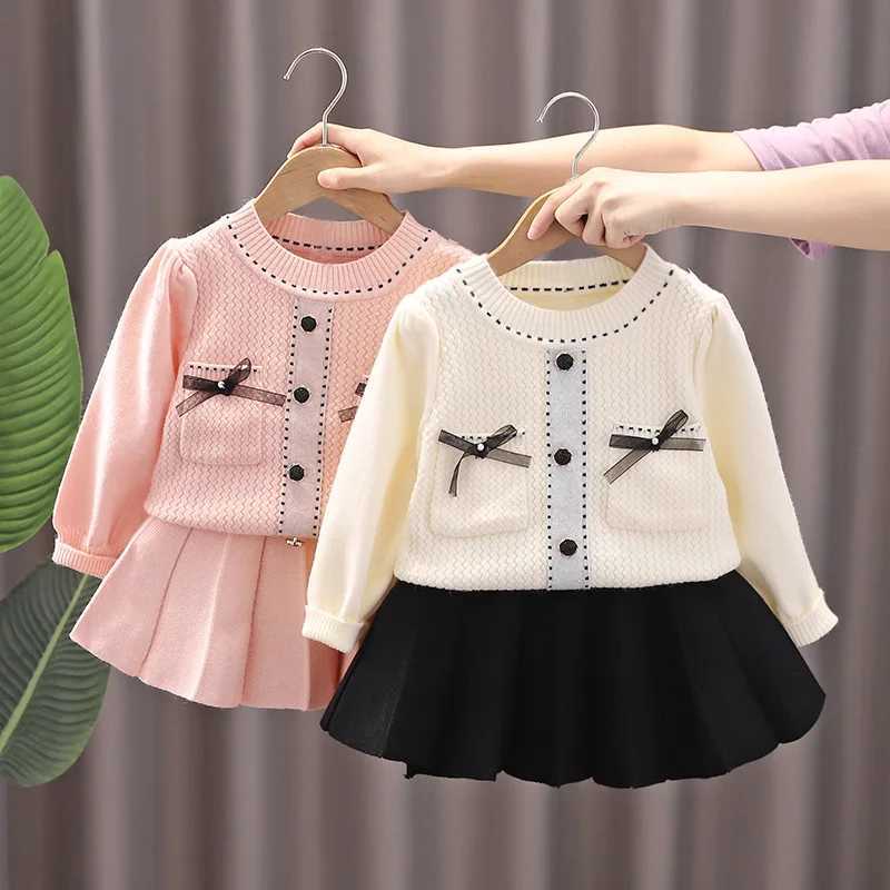 2025 Autumn Infant Baby Girl 2PCS Clothes Set Cotton Knitted Round Colar Sweaterskirt Outfit Solid Kid Girl Pleated Skirt Suits L250926E3V0