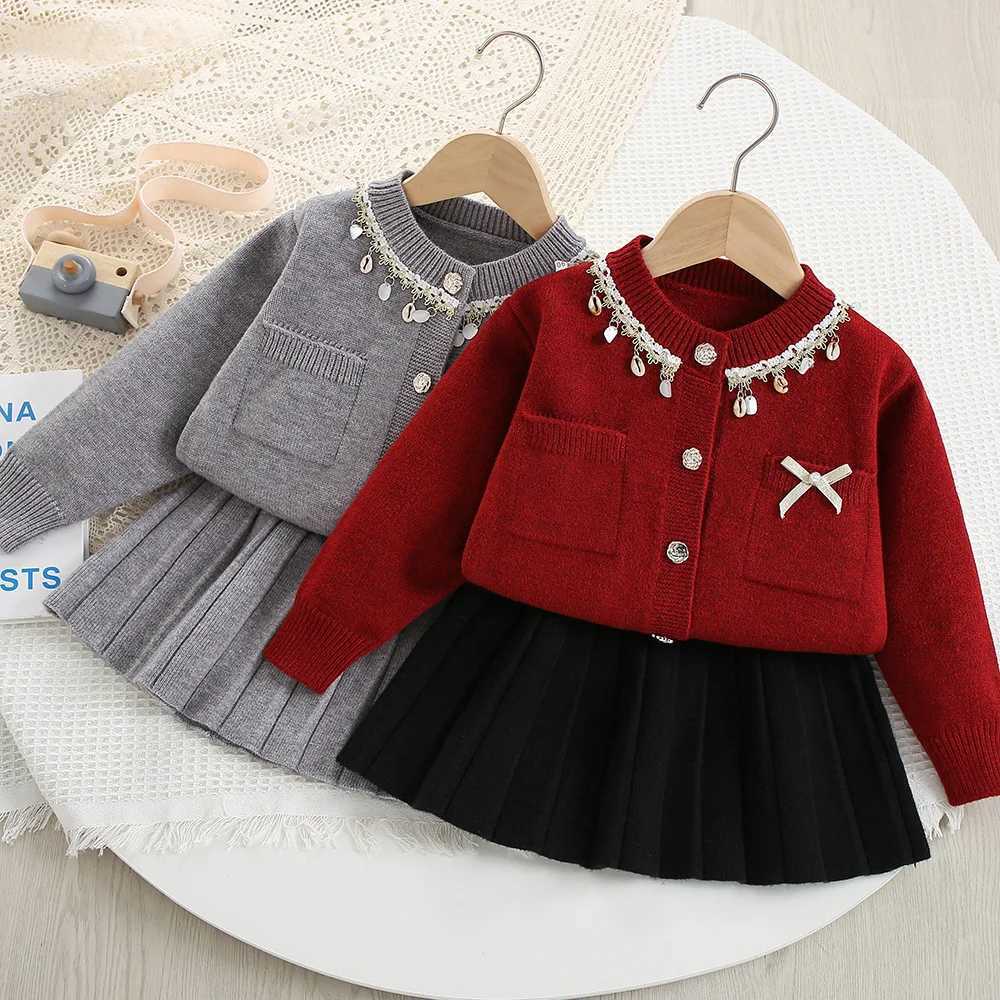 Autumn Kids Girls 2PCS Clothes Set Bow Printed Round Collar Knitwear Sweater Suits Korean Infant Babys Girls Solid Cake Skirts L250926P8HE