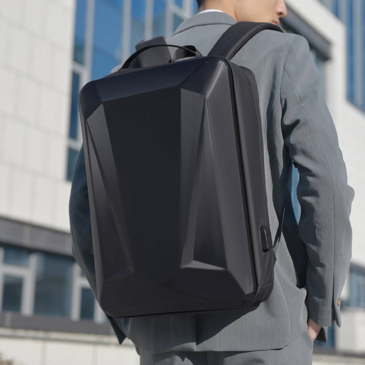 Men's Hard Shell Backpack Large Capacity Waterproof Wear-Resistant Computer Independent Compartment Commuting Business Travel Bag high-quality