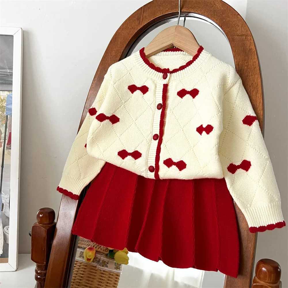 Winter Autumn Baby Girls Flower Sweater Knitted Skirts 2 Pcs Sets Kids Clothes Knitwear Toddler Girls Pullovers Outerwear Coat L250926N2M8