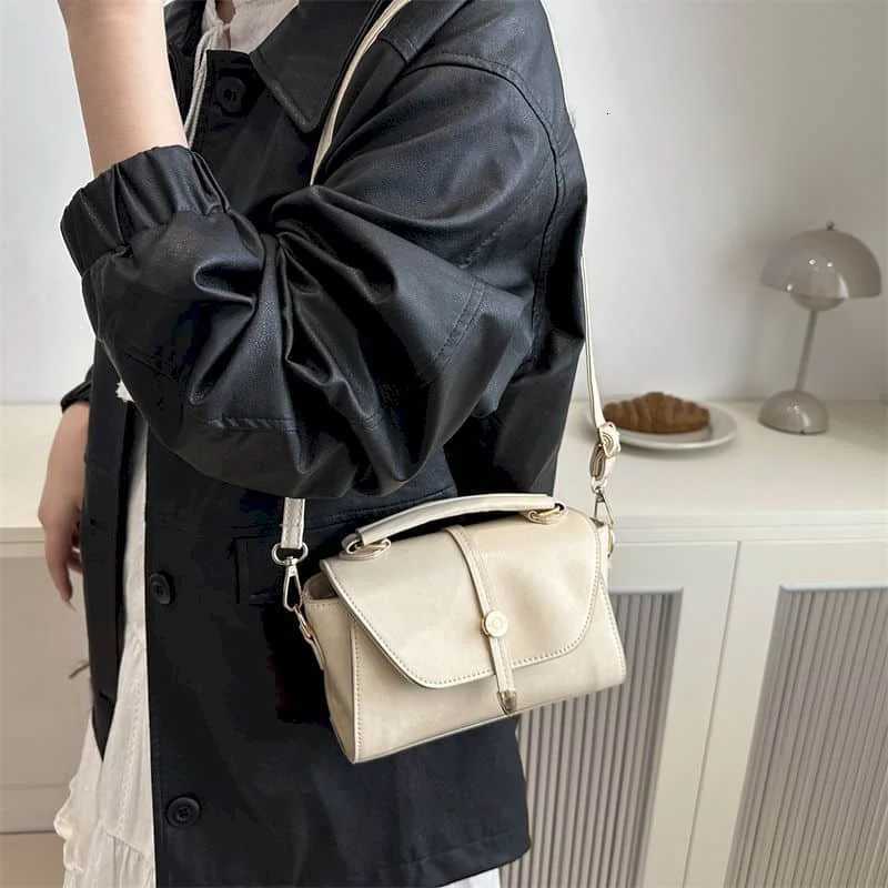 Elegant Crossbody Bags for Women Solid Korean Style Versatile Handbags Aesthetic Luxury Lady Fashionable PU Design Square Bags Z250928
