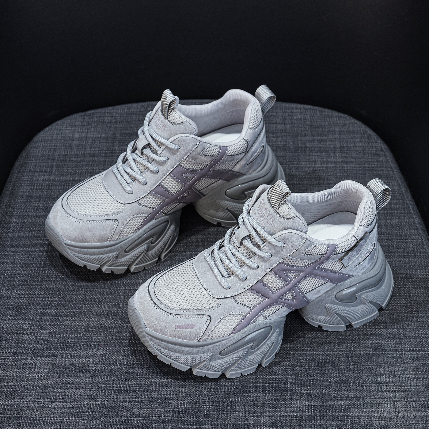 Retro patch dad women's shoes 2025 new thick soled height increasing sports shoes designer fashionable women's shoes