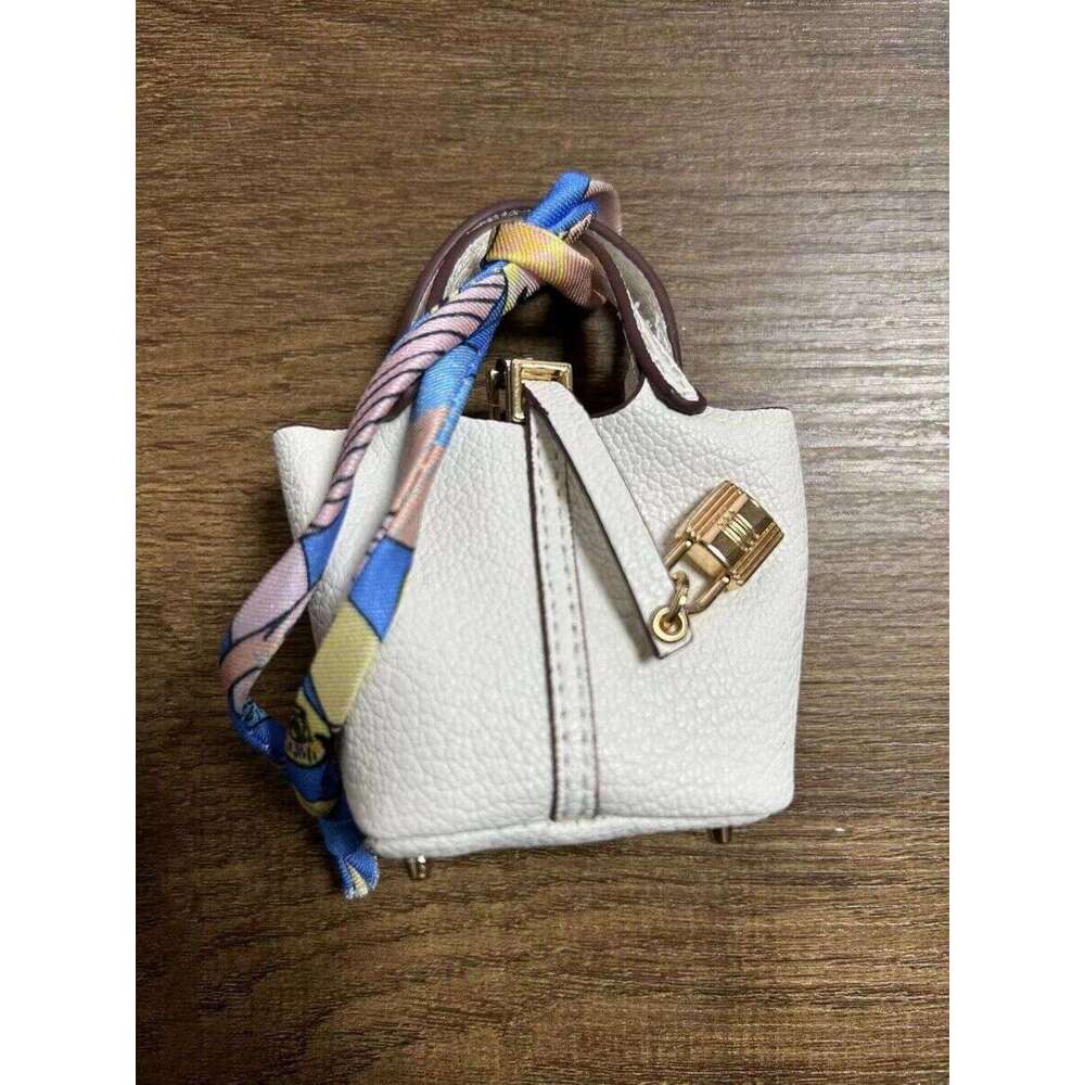 Home Mini Basket Bag Pendant Leather Car Keychain Cute Creative Earphone Case Handmade