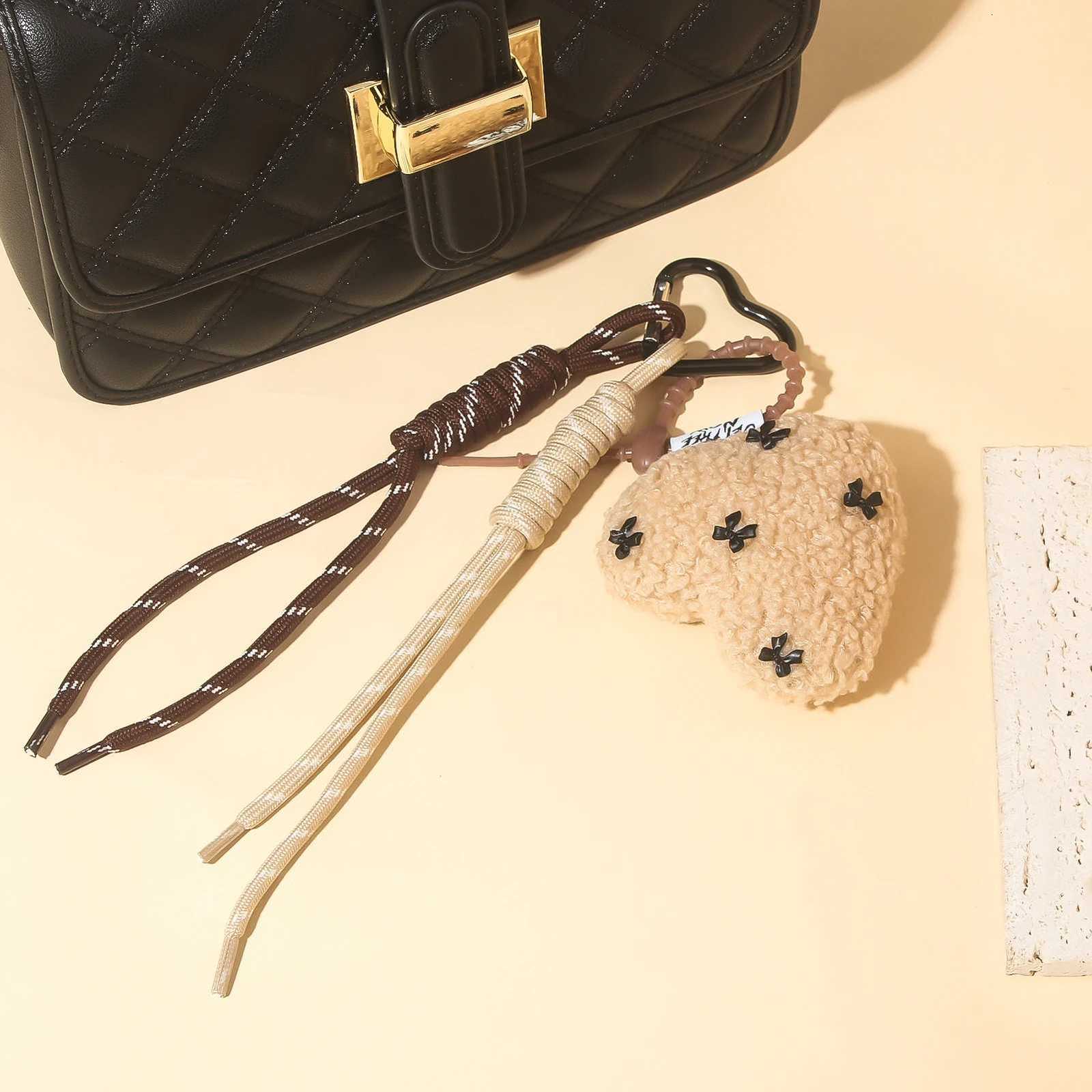 Fashion Cartoon Plush Love Keychain Cute Plush Bow Heart Shaped Pendant Keychain For Women Bag Accessories Trend Jewelry GiftsXJ250928