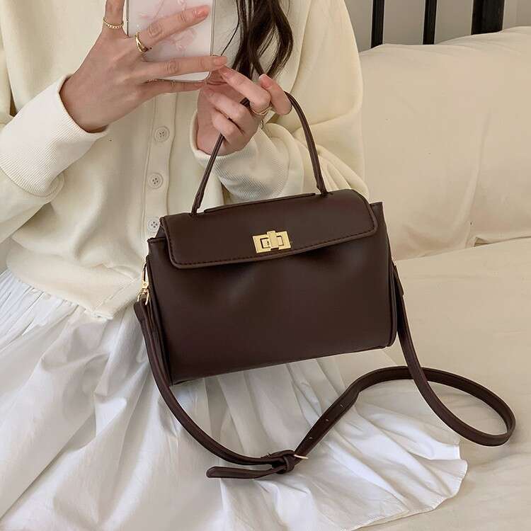 Best Seller Designer Bag Soft PU Leather Handbag 2025 New Fashion Single Shoulder Cssbody Women's Versatile Commuter Small Square Bag