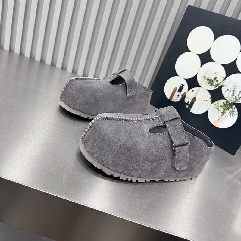 Free Shipping New Design Arrival Comfortable Breathable Plain Color Thick Sole Casual Slippers Outdoor Commute Convenient High Quality Slippers Grey C