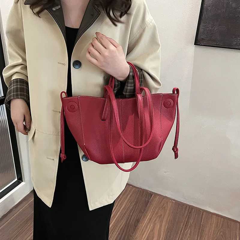 Autumn Vintage Soft Pu Leather Tote for Women 2024Luxury Designer Large Capacity Top Handle Bag Hobo Shopper Shoulder Bag Female Z250928