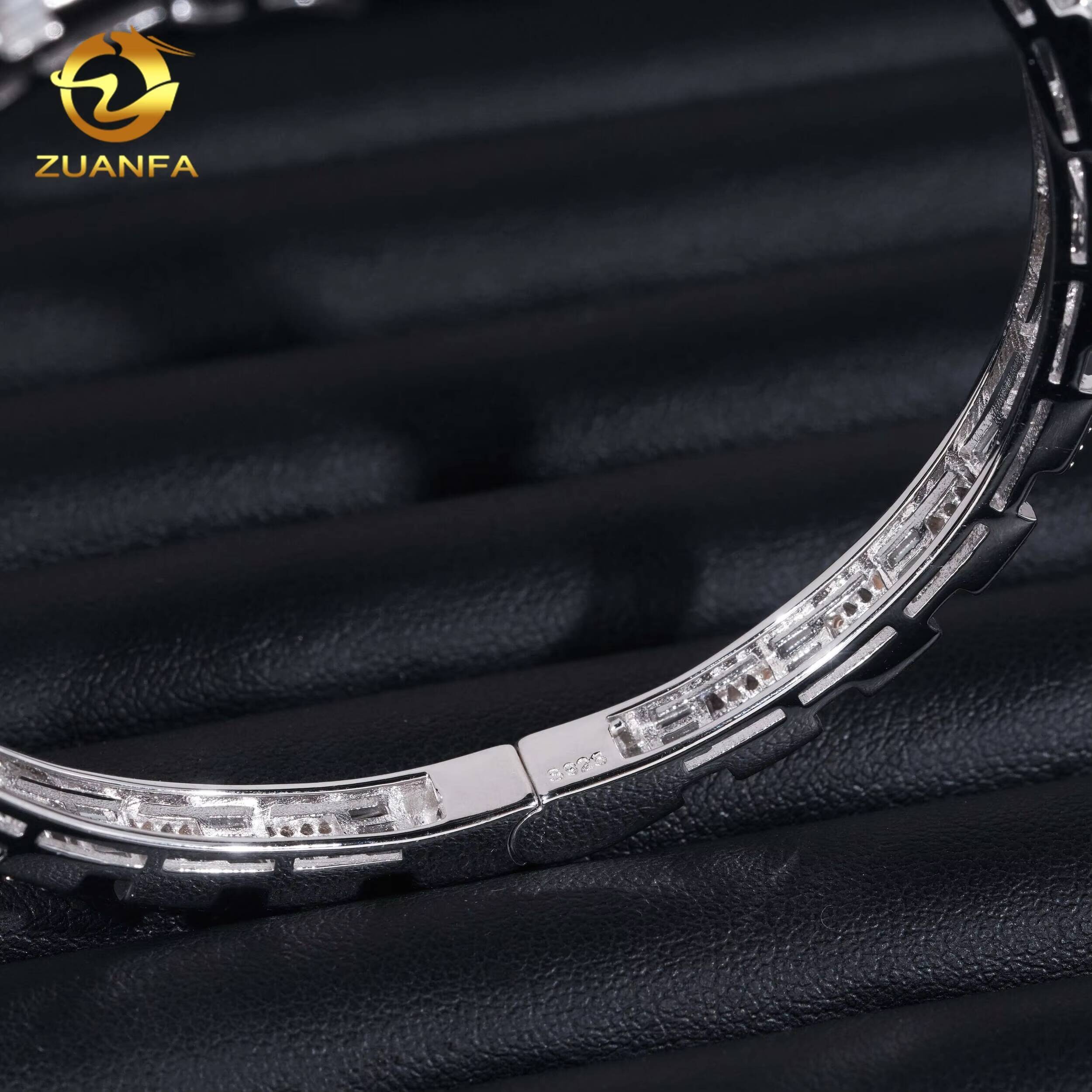 Fine Jewelry New Design 925 Silver Hip Hop High Quality Hamsa Hand VVS Moissanite Bangle Bracelet