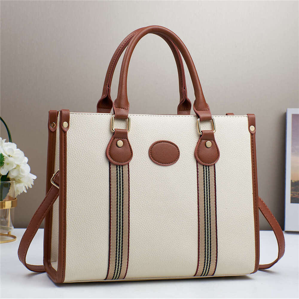 2025 Fashion Women's Handbag Korean Style Textured Single Shoulder Crossbody Bag New Model
