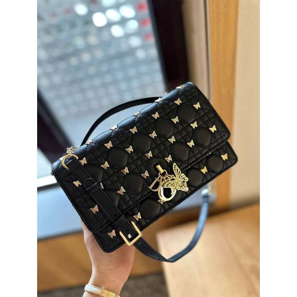 Women Handbag Large Capacity Handbag Genuine Leather Original High End Women S Pearl Handheld Bag New Product Sheepskin Handheld Crossbody