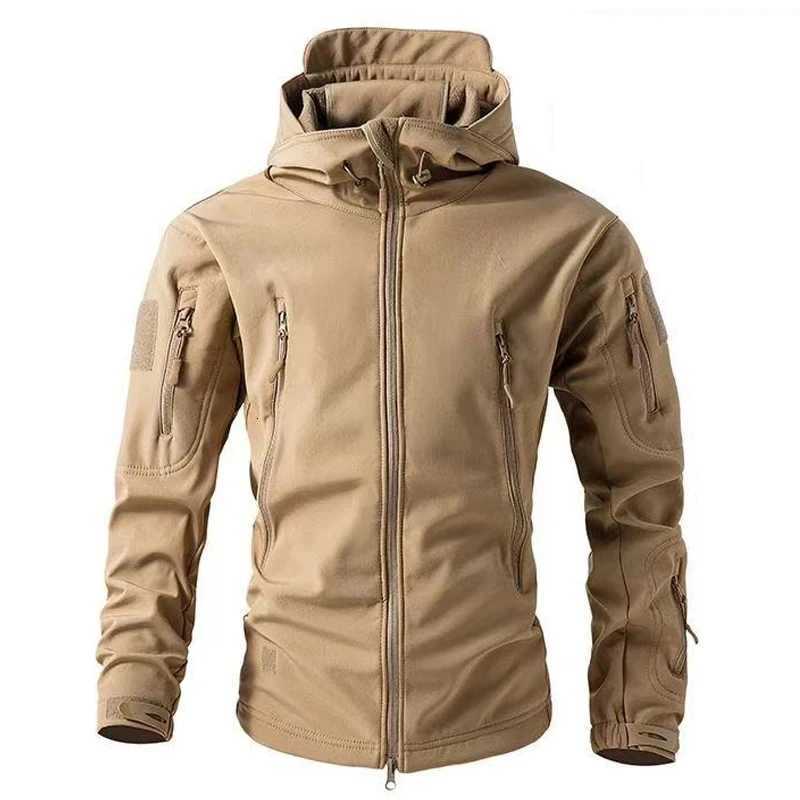 Men Military Jackets Tactical SharkSkin Jacket Army Combat Soft Jackets Hooded Waterproof Windproof Coats Winter Keeping Warm W250928