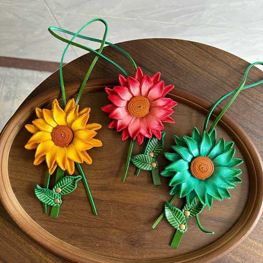 Luxury Cow Leather Sunflower Pendant Bag Charm Purple Flower Keychain Bag Pendant Decoration High Luxury Girl Gift Bags Accessories Y250928