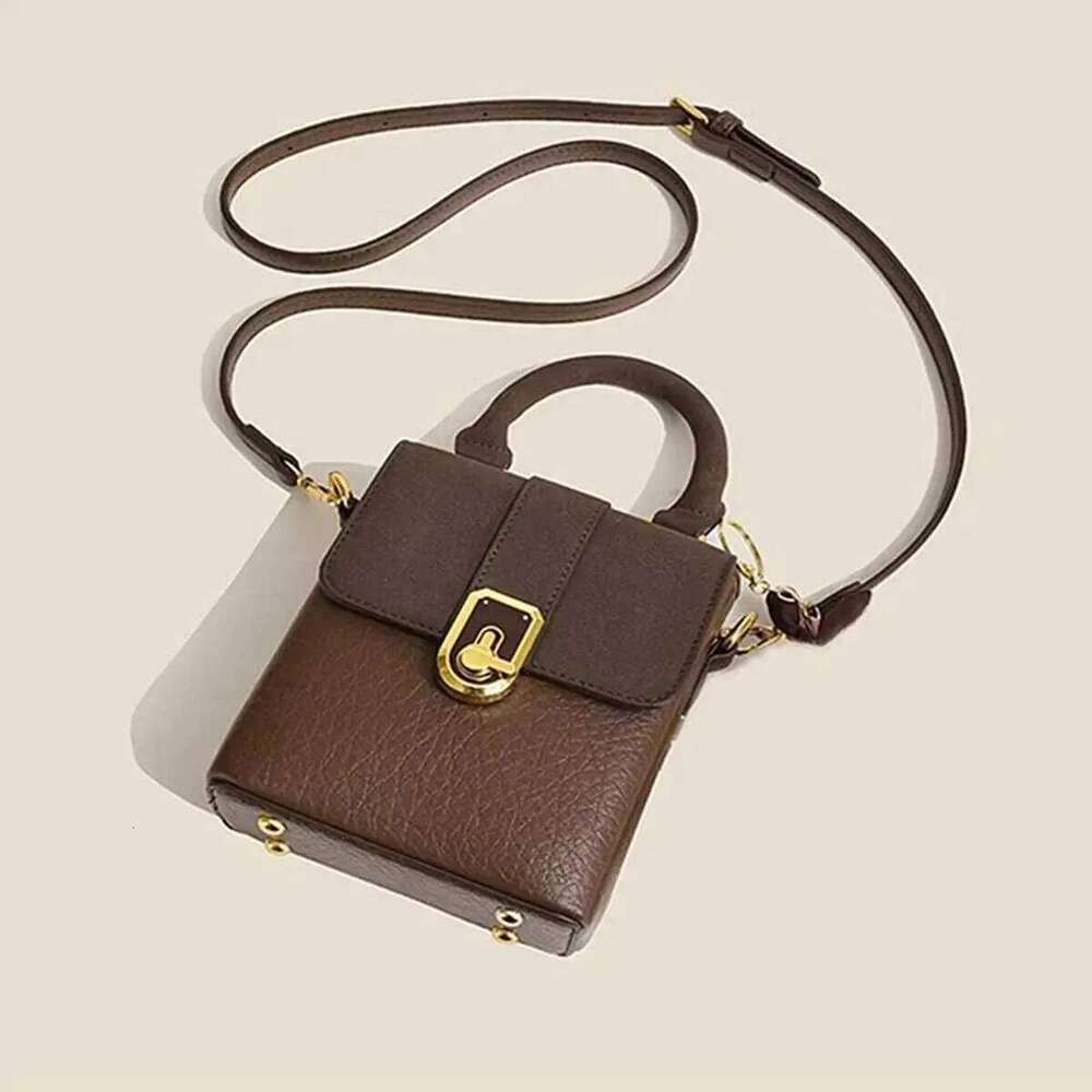 Simple and Retro Portable Small Square Single Shoulder Bag Crossbody Ba241214