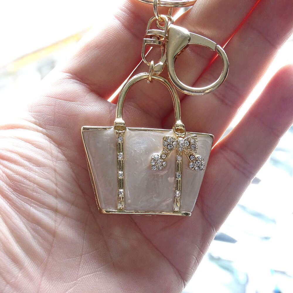 Creative Winter New Bag Pendant Car Keychain Gift Velvet Painting Oil Craft 12 Colors