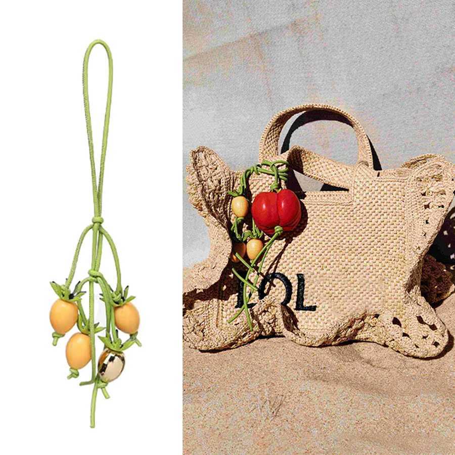 Luxury Fruit Flower Charm Keychain Mulberry Strawberry Tomato Pea Insect Chamomile Tulip Tree Key Bag Accessories Y250928