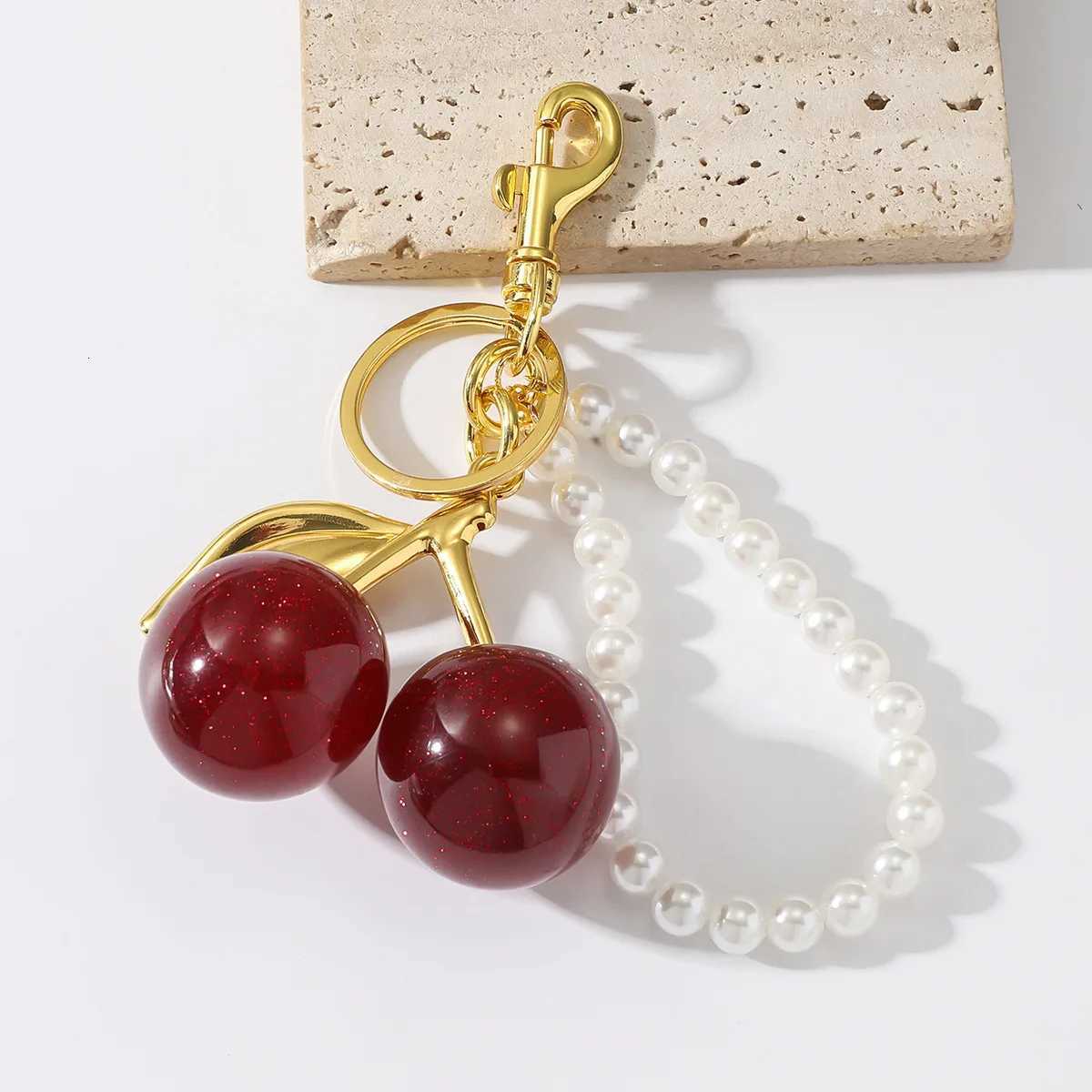 Luxury Chic Cherry Keychain with Fake Pearls Chain Pendant Womens Wallets Bags Accessories Travel Accessories Purse Strap Diy Bag Y250929as