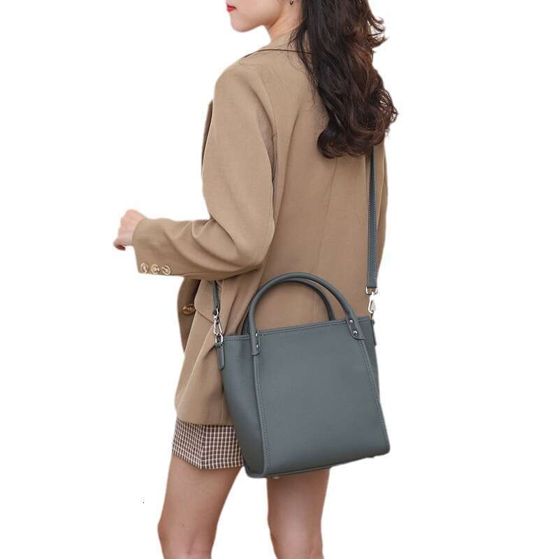 designer bag Luxury bag Work Commute Handbag Women, Niche Top Layer Cowhide Women's Tote Bag, Large Capacity Genuine Leather Style for Women