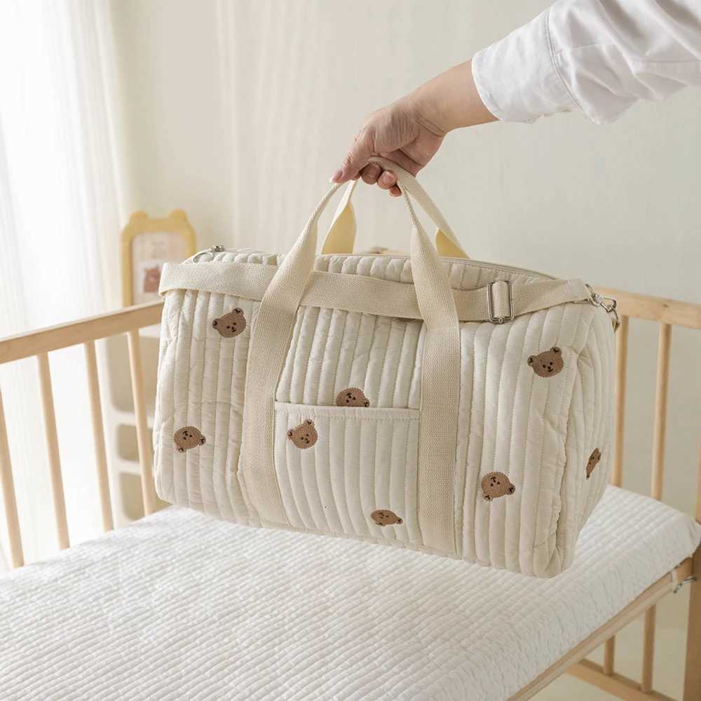 Little Bear Embroidered Handheld Shoulder Bag Cute Large Capaci Mother Baby Parent Child Single Shoulder Bag Mommy BagXJ250928