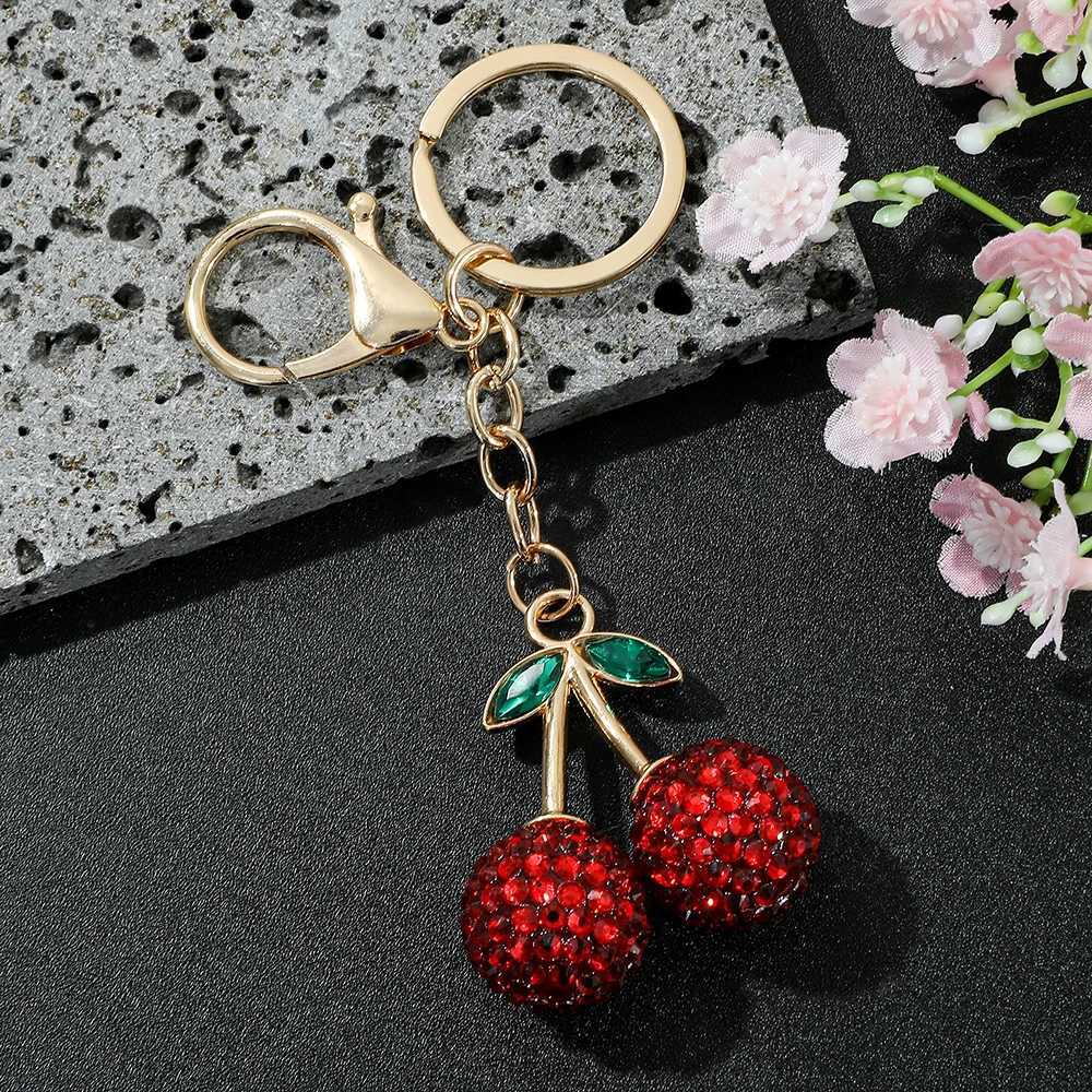 Luxury Cherry Charm Handbag Pendant Keychain for Womens Exquisite Internetfamous Crystal Cherry Bag HighGrade Pendant Y250928as