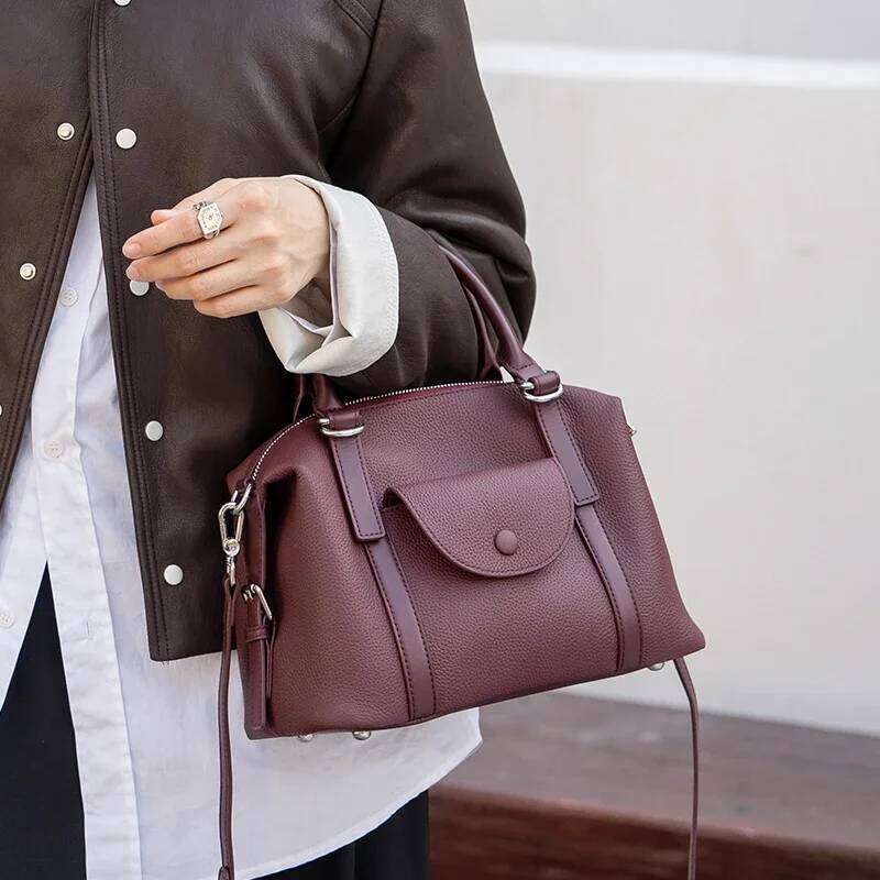 New Arrival Genuine Cowhide Leather Women Large Capacity Solid Color Travel Handbag Ladies Female Messenger Bag