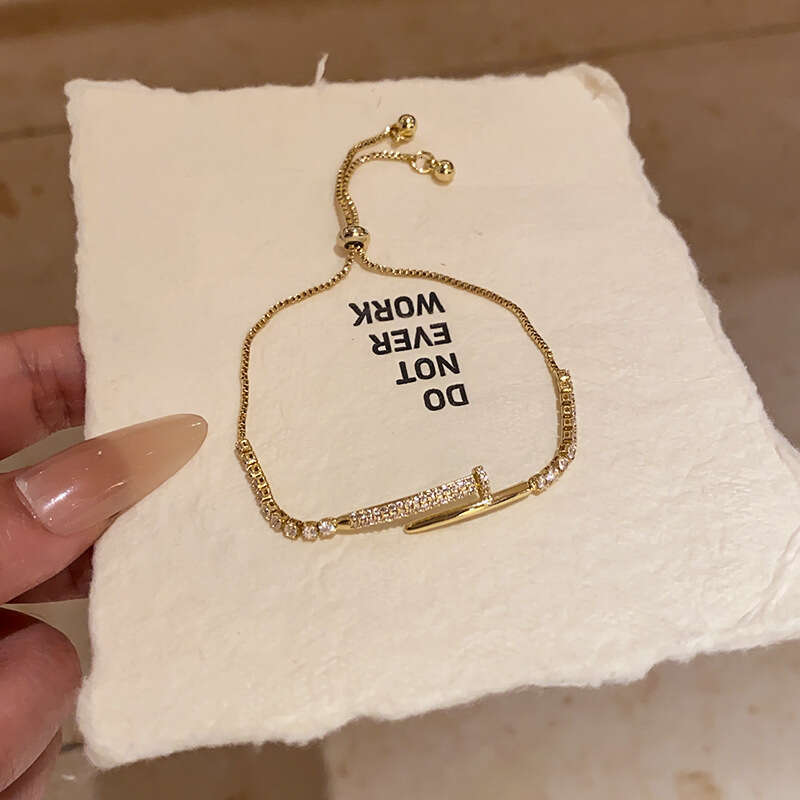 Bracelet Designer Luxury jewelry for women Zircon inlay charm chain copper plated with 18K gold Exquisite High-end Elegant and fashion Festival Holida