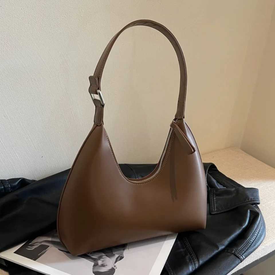 Winter Style Underarm Shoulder Hand Bags for Women PU Leather Armpit Hobo Bag 2025 Luxury Designer Purses and Handbag Small Tote Z250928