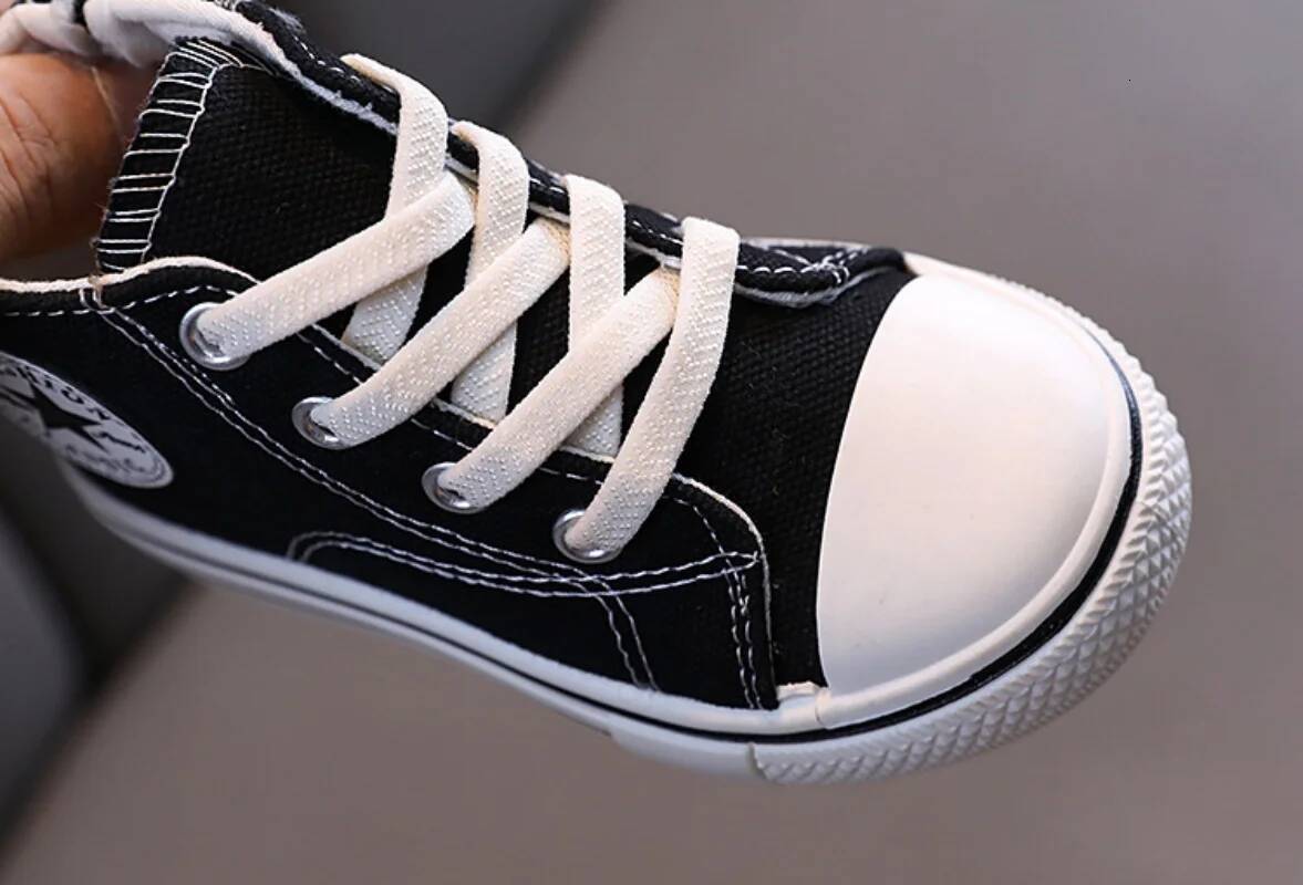 Children's Canvas Shoes Designer With Soft Soles Comfortable And Casual Luxurious Breathable Board For Boys Girls Autumn New