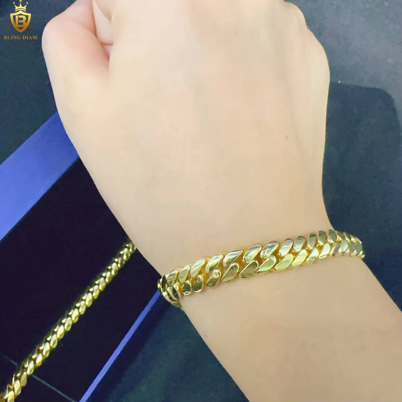 Hip Hop Fashion Jewelry 8mm 925 Sterling Silver Iced Out VVS Moissanite Clasp Jewelry Plain Cuban Bracelet